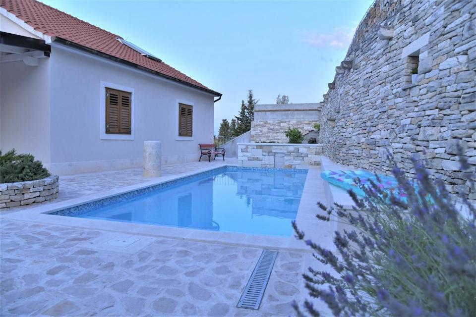 Villa Aries Supetar Ngoại thất bức ảnh